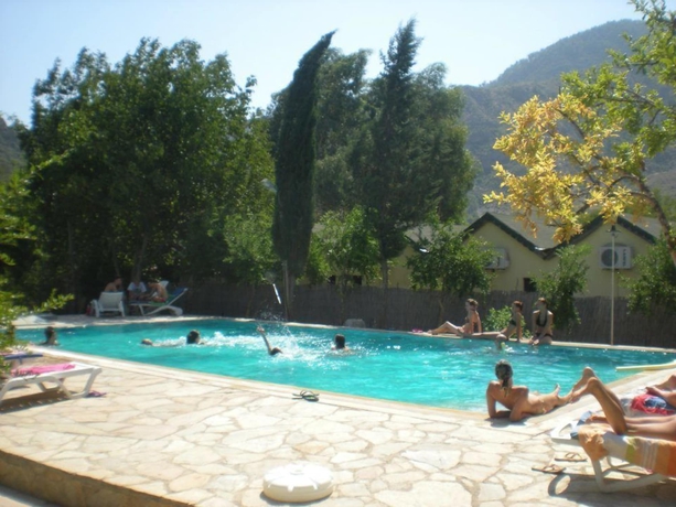 Imagen de la piscina del Don Kisot Pansiyon. Foto 14