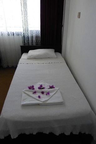 Imagen de la habitación del Donmez Hotel. Foto 4