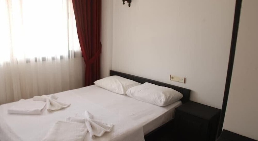 Imagen de la habitación del Donmez Hotel. Foto 12