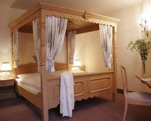 Imagen de la habitación del Donna Burghotel am hohen Bogen. Foto 5