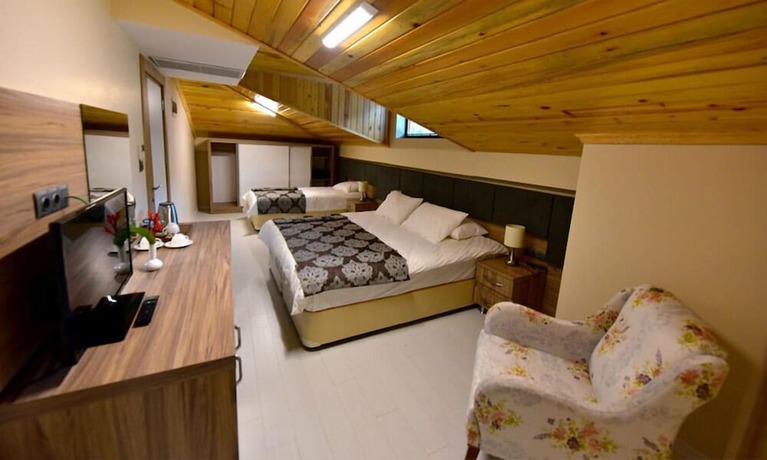 Imagen de la habitación del Dora Hotel. Foto 17
