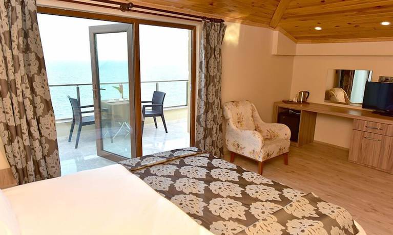 Imagen de la habitación del Dora Hotel. Foto 18