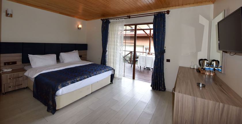 Imagen de la habitación del Dora Hotel. Foto 19