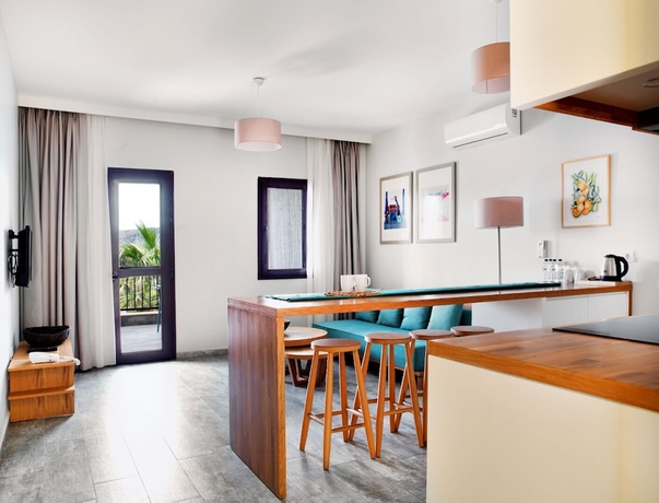 Imagen de la habitación del Dorman Suites Hotel. Foto 3