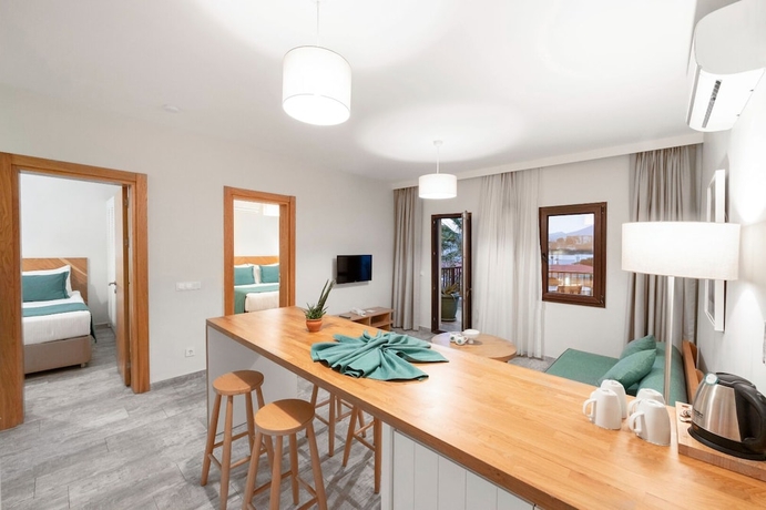Imagen de la habitación del Dorman Suites Hotel. Foto 14