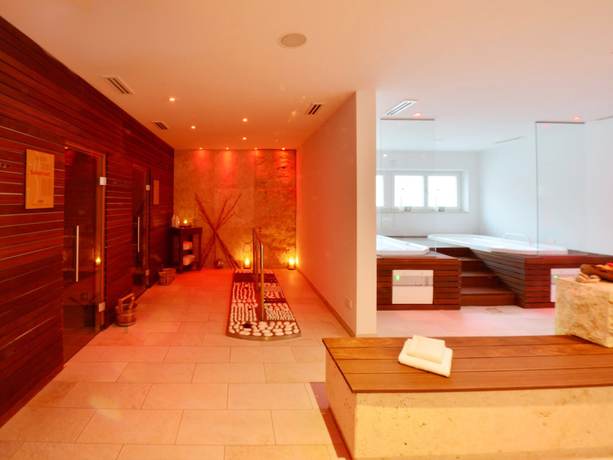 Imagen de la piscina del Dormero Hotel Kelheim. Foto 20