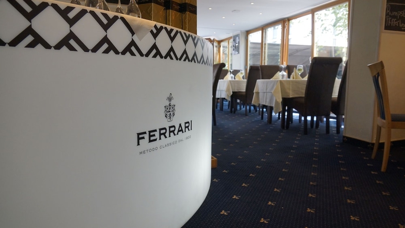 Imagen del bar/restaurante del Dormero Hotel Reutlingen. Foto 14