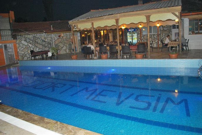 Imagen de la piscina del Dort Mevsim Hotel. Foto 12