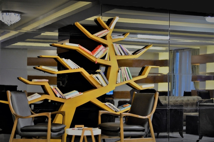 Imagen de los interiores del Double Comfort Hotel. Foto 16