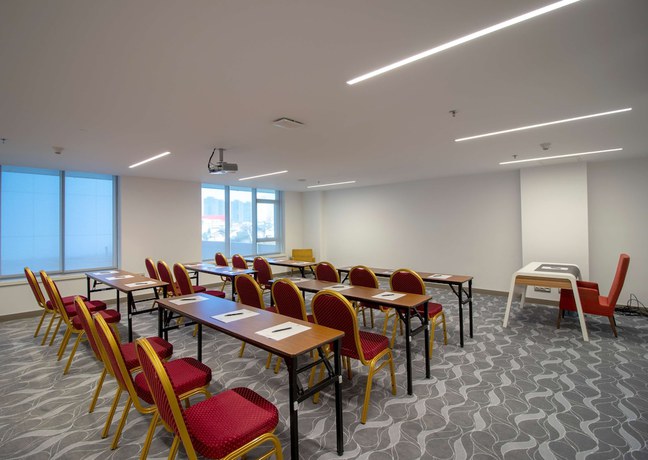 Imagen de los interiores del Doubletree By Hilton Ankara Incek. Foto 18
