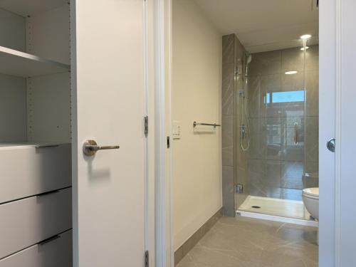 Imagen de la habitación del Downtown Center Silverstone Tower I and II Long-Term Booking Only Your second home in Vancouver. Foto 19