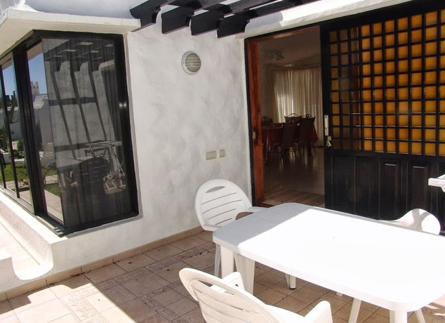 Imagen de los exteriores del Dragon Club 2. Foto 7