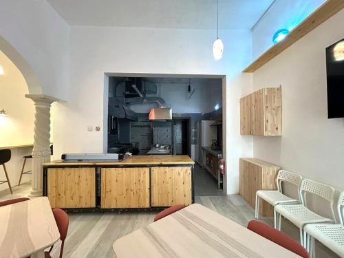 Imagen general del Dragon\'s Den Hostel. Foto 10