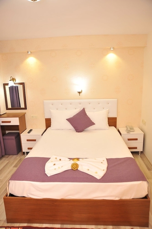 Imagen de la habitación del Dualis Hotel. Foto 7