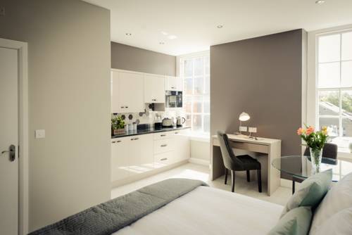 Imagen de la habitación del Dublin Central Suites. Foto 11