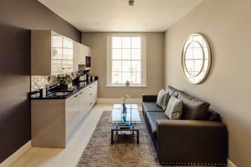 Imagen de la habitación del Dublin Central Suites. Foto 15