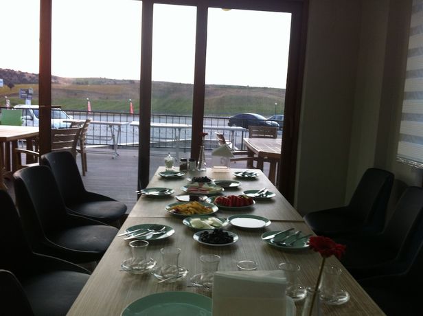 Imagen del bar/restaurante del Durak Hotel. Foto 4