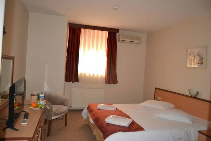 Imagen general del D&uuml;zce Han Otel. Foto 3