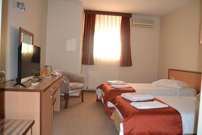 Imagen general del D&uuml;zce Han Otel. Foto 14