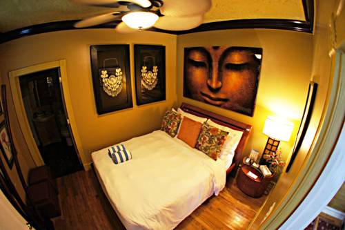 Imagen de la habitación del Duval Inn. Foto 5