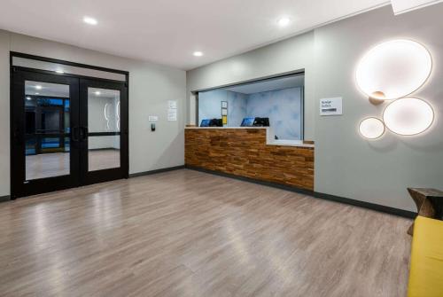 Imagen general del ECHO Suites Richmond West - Opening Dec 2024. Foto 3