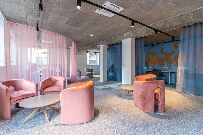 Imagen de los interiores del ECLA Noisy Le Grand. Foto 15