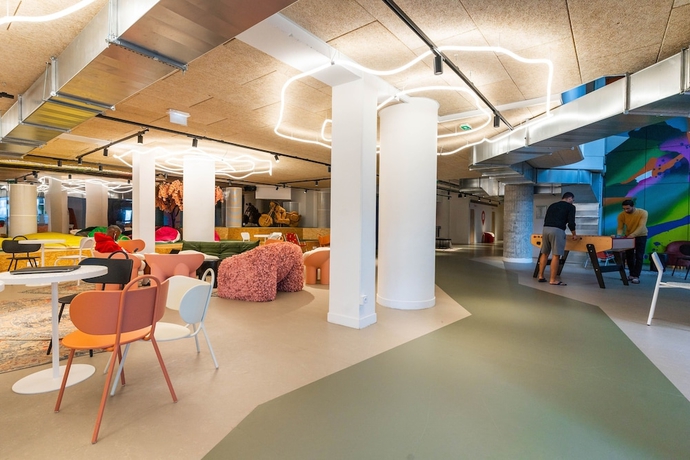 Imagen de los interiores del ECLA Noisy Le Grand. Foto 19