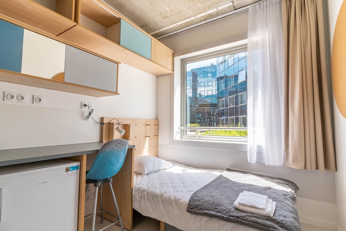 Imagen de la habitación del ECLA Noisy Le Grand. Foto 10