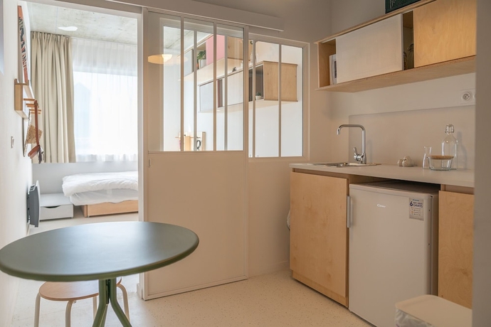 Imagen de la habitación del ECLA Noisy Le Grand. Foto 13