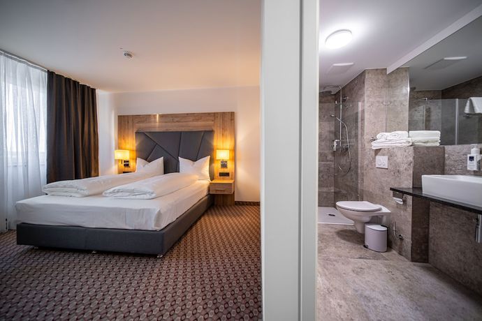 Imagen de la habitación del EE Hotel. Foto 15