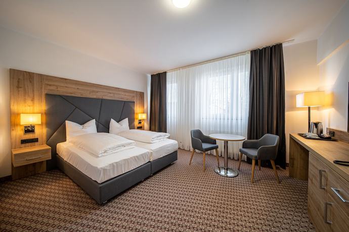 Imagen de la habitación del EE Hotel. Foto 16