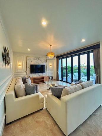 Imagen de la habitación del EL Suites Berawa. Foto 19