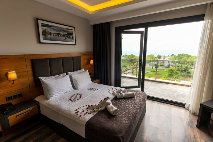 Imagen de la habitación del EMAY OTEL. Foto 14