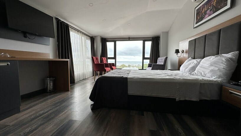 Imagen de la habitación del EMAY OTEL. Foto 19