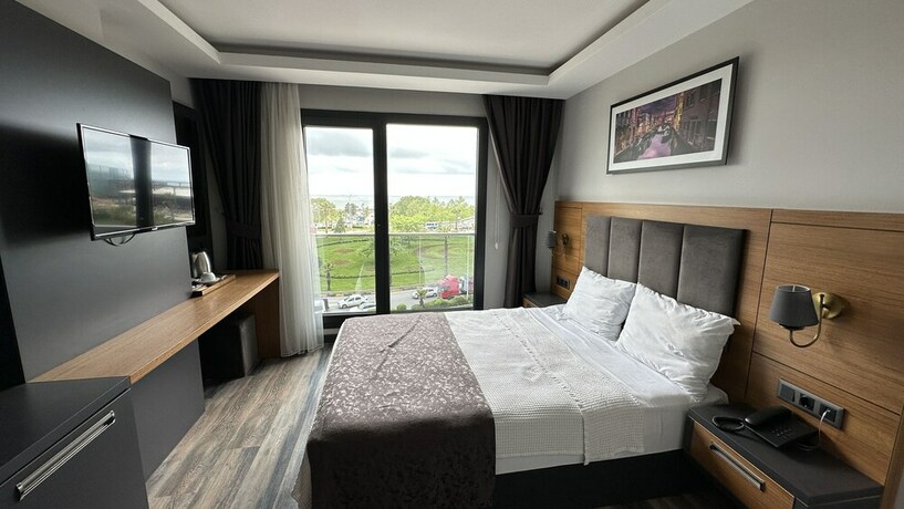 Imagen de la habitación del EMAY OTEL. Foto 20