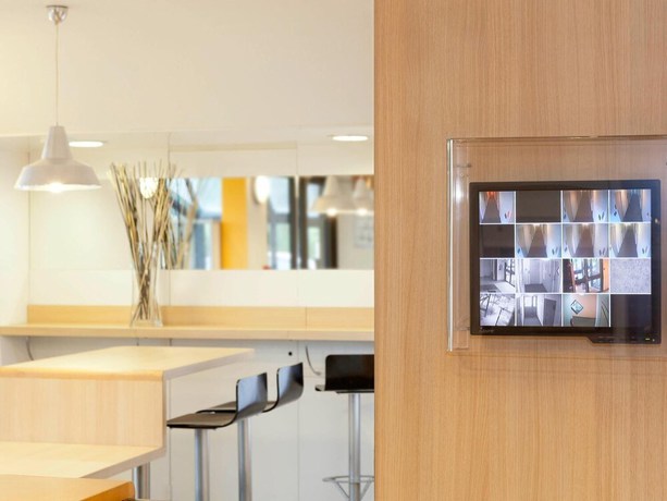Imagen de los interiores del ENZO H&Ocirc;TELS 1ER PRIX Charleville M&eacute;zi&egrave;res. Foto 18