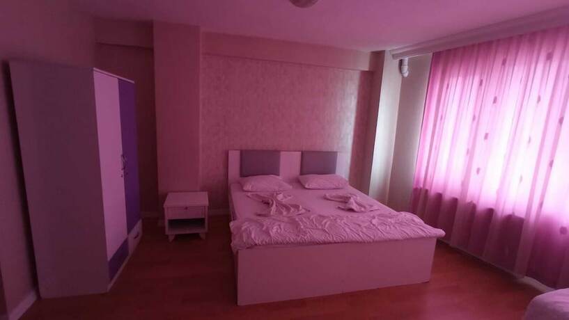 Imagen de la habitación del ESEN OTEL. Foto 20