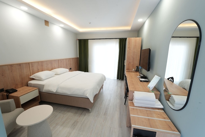 Imagen de la habitación del EXPO GARDEN HOTEL. Foto 2