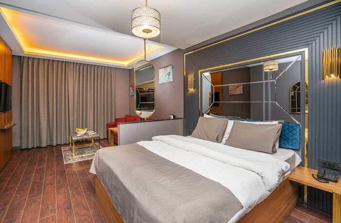 Imagen de la habitación del Eagle Palace Suites. Foto 17