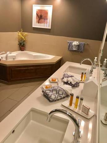 Imagen de la habitación del East Canyon Hotel And Spa. Foto 5