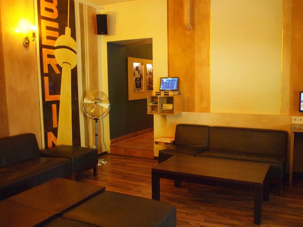 Imagen del bar/restaurante del EastSeven Berlin Hostel. Foto 4