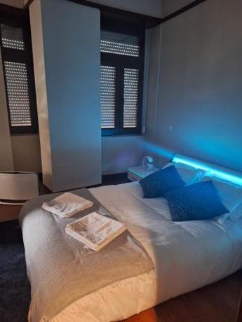 Imagen de la habitación del Easy Host Porto. Foto 20