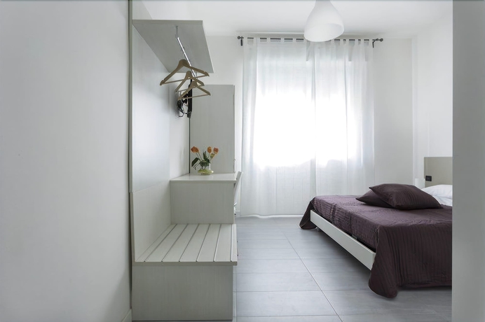 Imagen de la habitación del Easy Venice Room. Foto 7