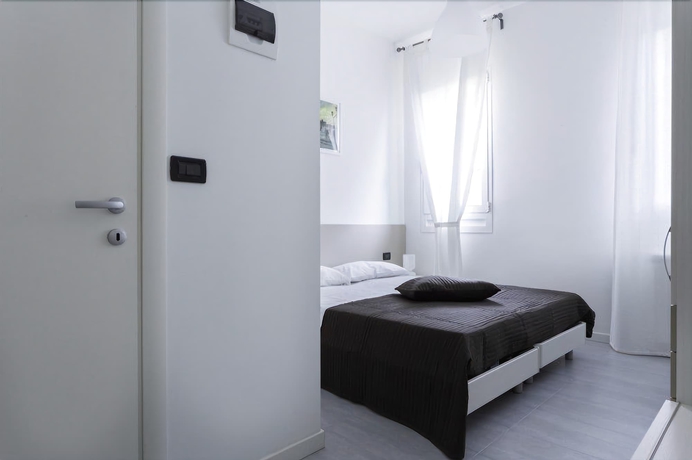 Imagen de la habitación del Easy Venice Room. Foto 9