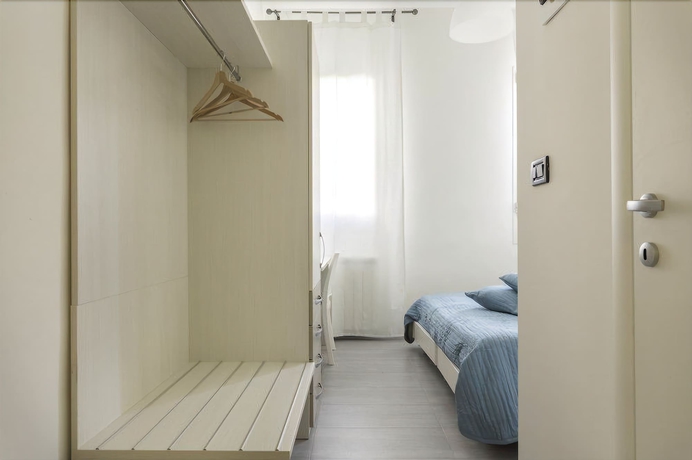 Imagen de la habitación del Easy Venice Room. Foto 15