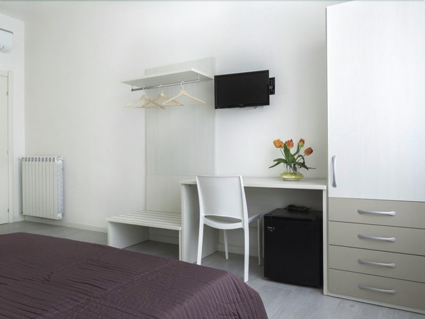 Imagen de la habitación del Easy Venice Room. Foto 18