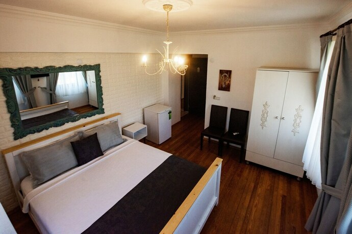 Imagen de la habitación del Ebruli Hotel. Foto 35