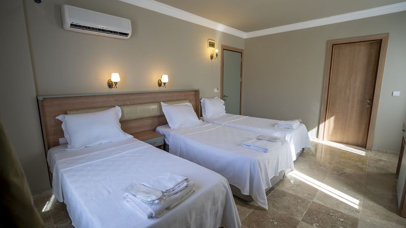 Imagen de la habitación del Ebruli Otel Cunda. Foto 7