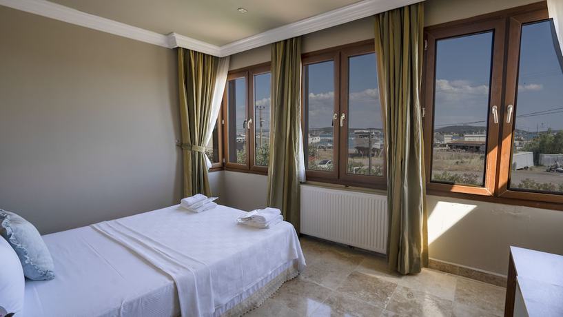 Imagen de la habitación del Ebruli Otel Cunda. Foto 12