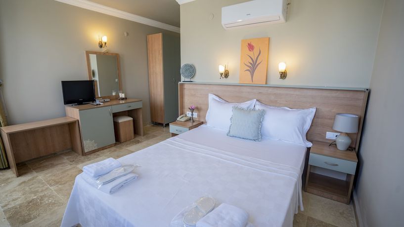 Imagen de la habitación del Ebruli Otel Cunda. Foto 15